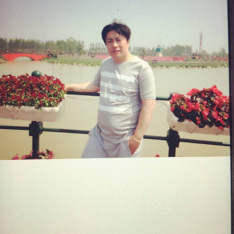 帅气霸道的照片