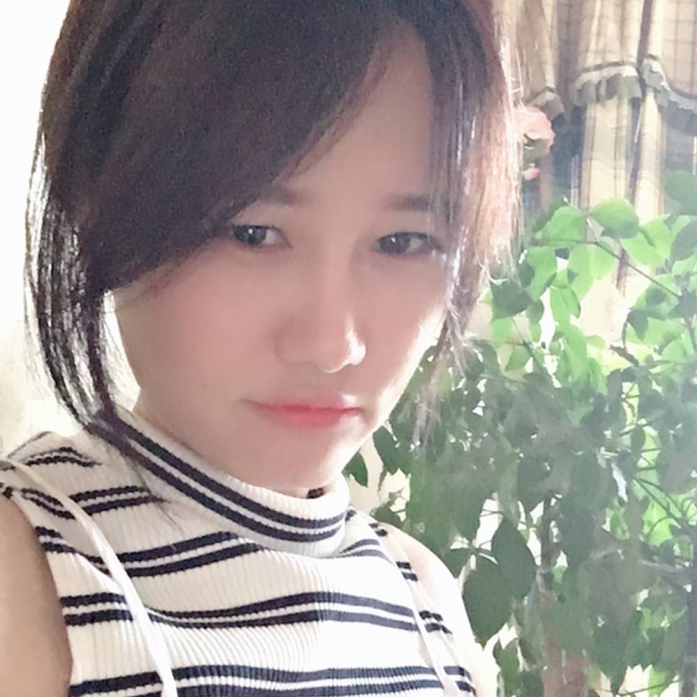 妩媚与纸鹤的照片
