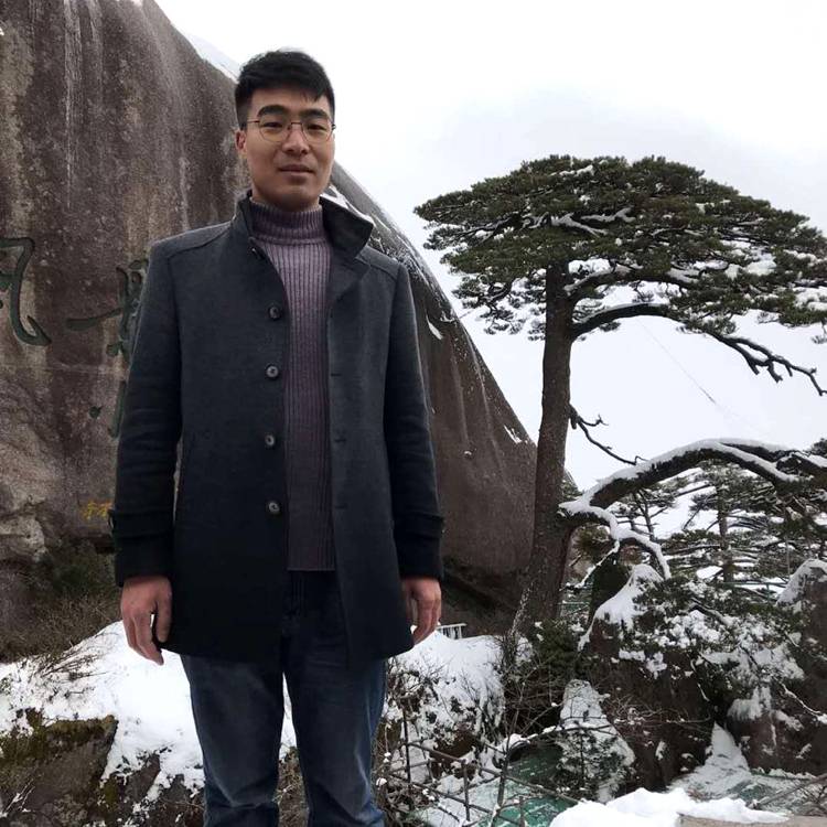 潇洒蹙眉乌冬面的照片