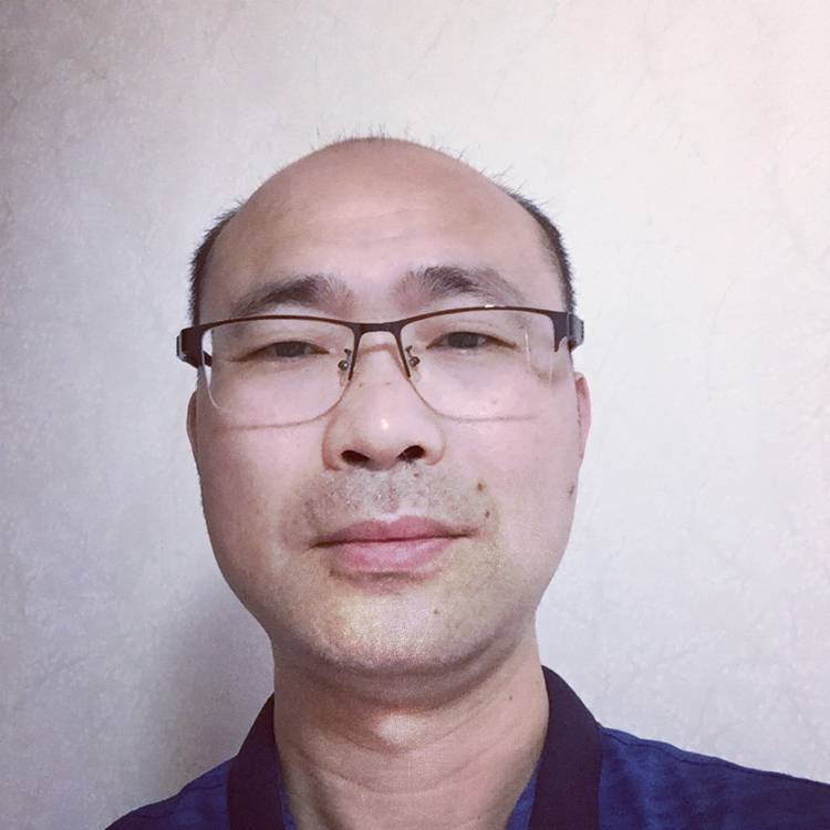德德寒羽的照片