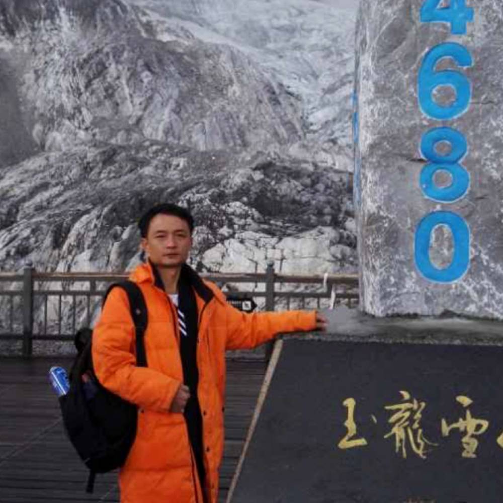 无聊向秋颜的照片