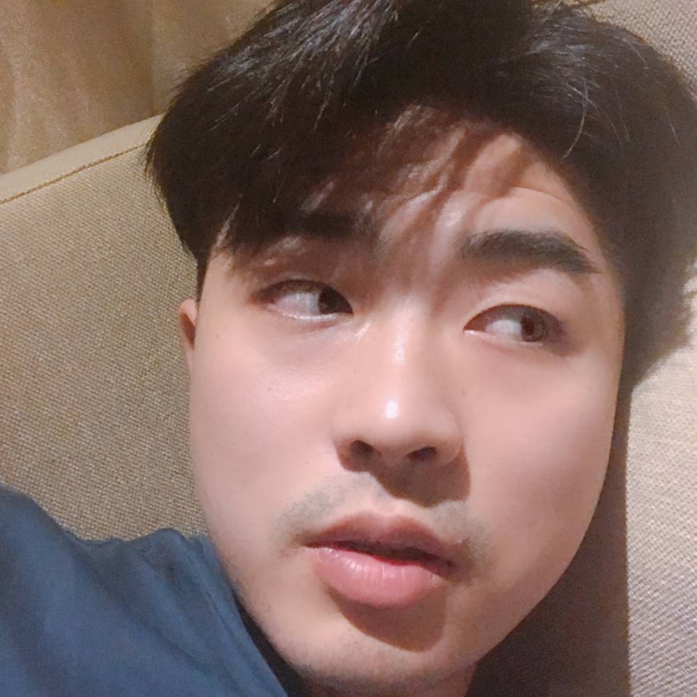 吕三岁y的照片