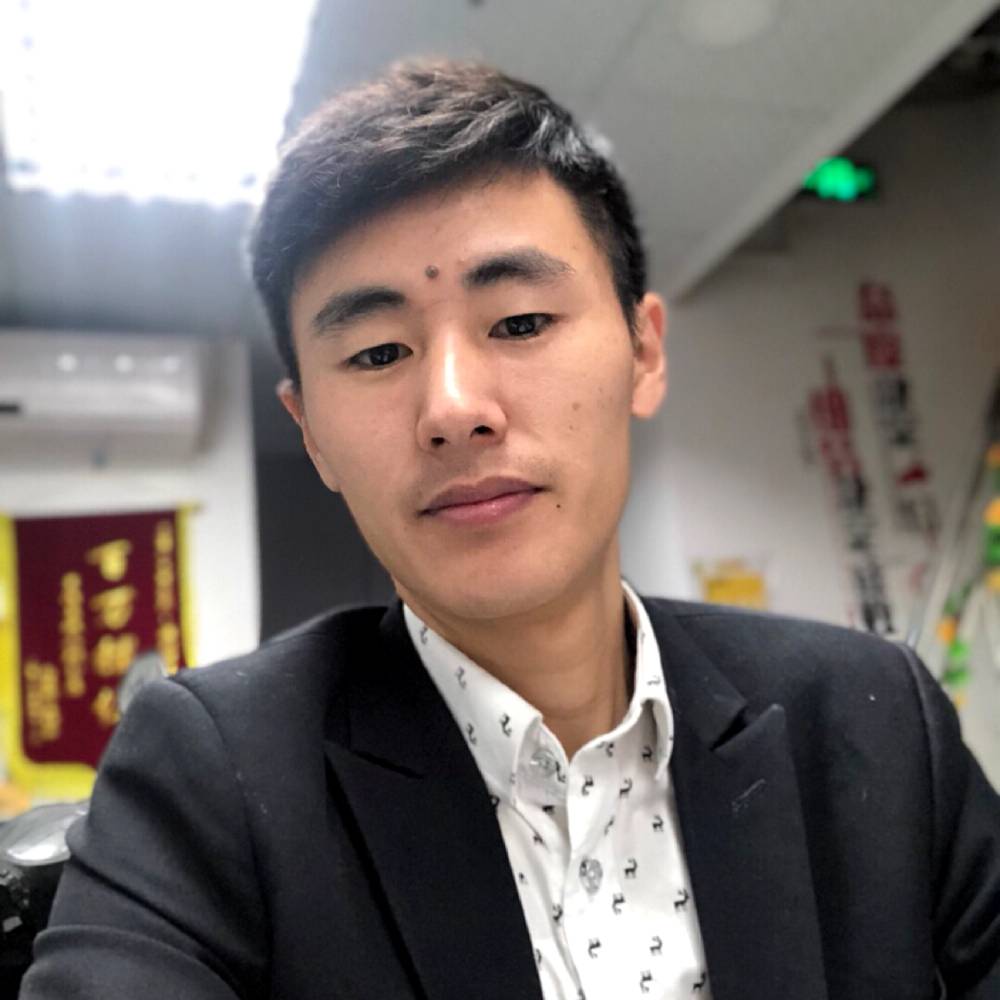 鞋子泪了正直的照片