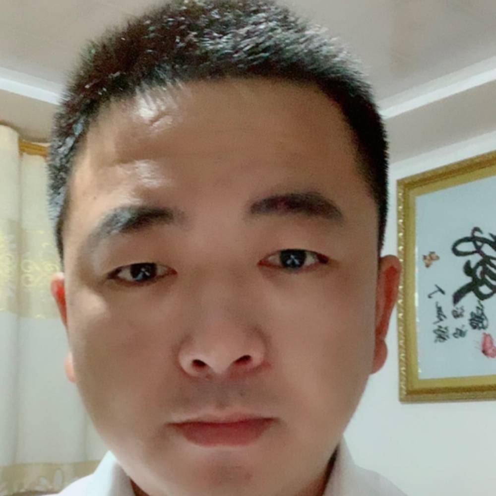 纪礼诚的照片