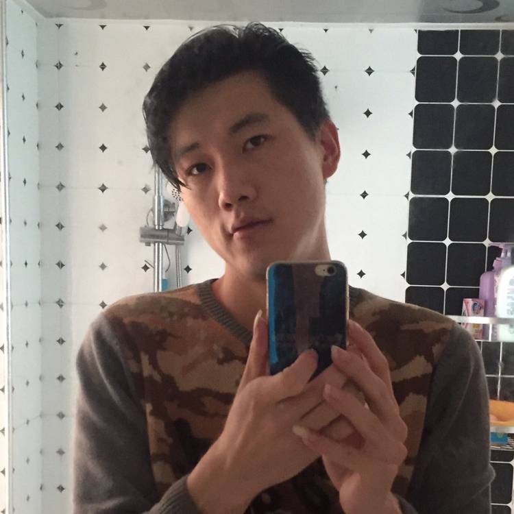 墨染丶的照片