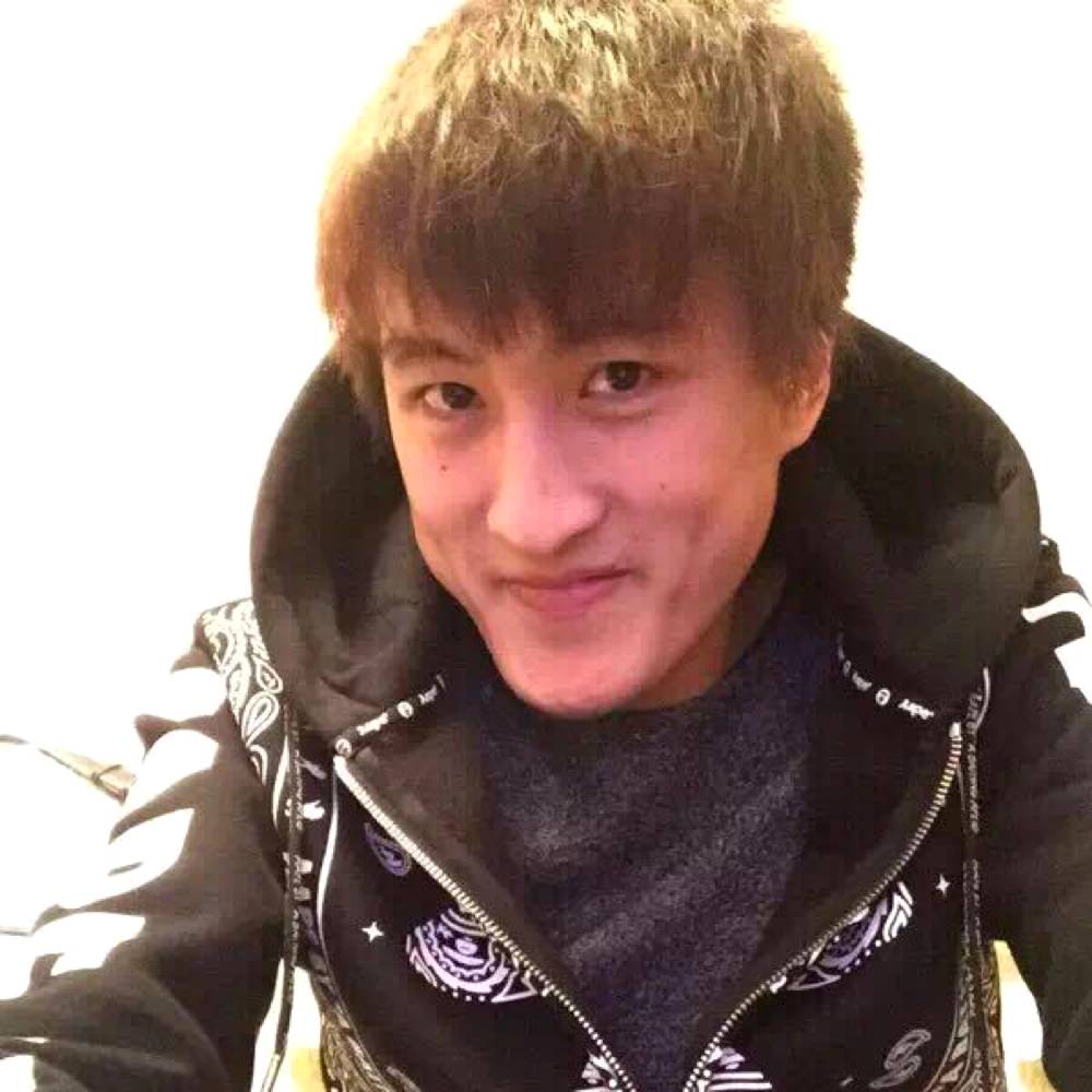余音落拓的照片