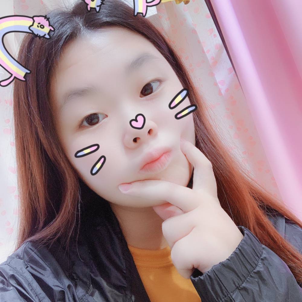 酷酷打星月的照片