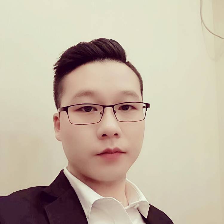 喝水的鱼儿的照片