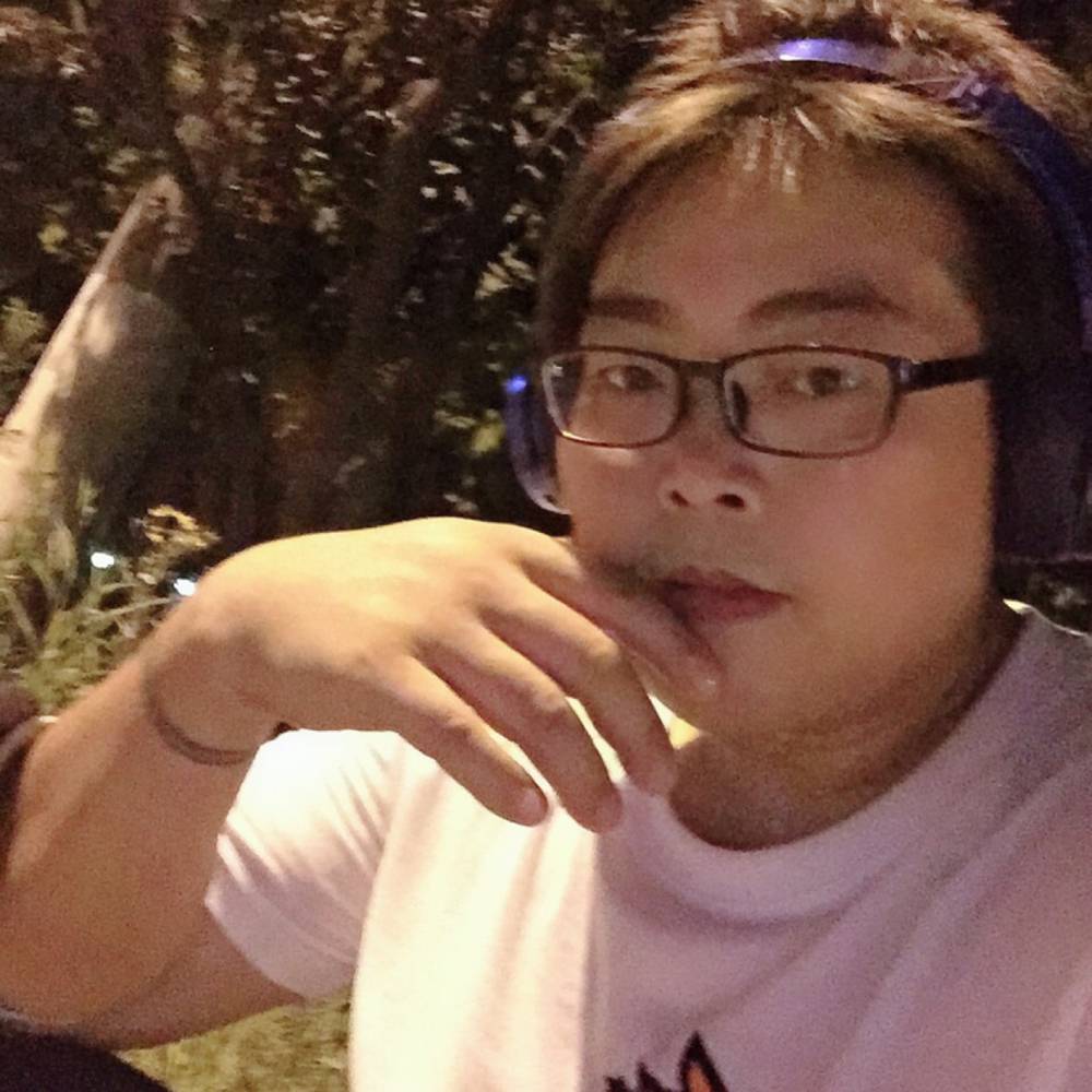 戴呆的照片