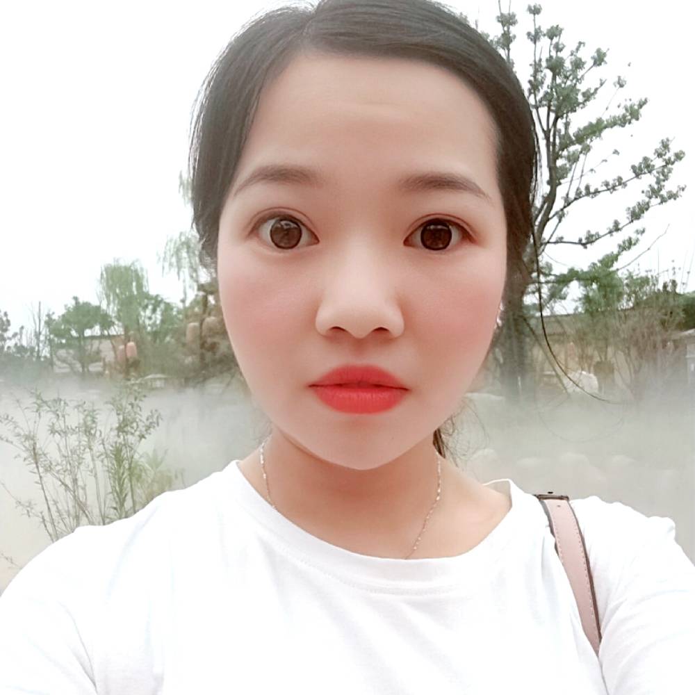 白昼邂逅单纯的照片