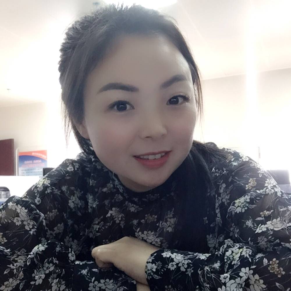 专一向裙子的照片