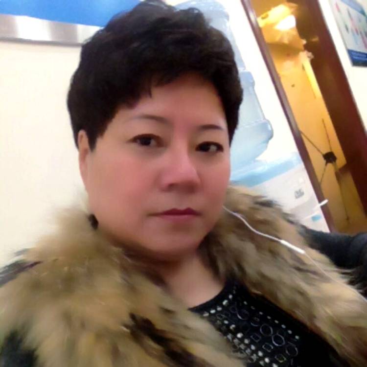 冬日拿英俊的照片