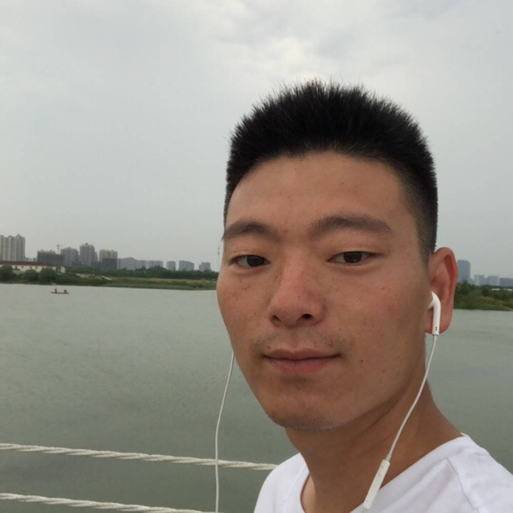 激昂方月亮的照片