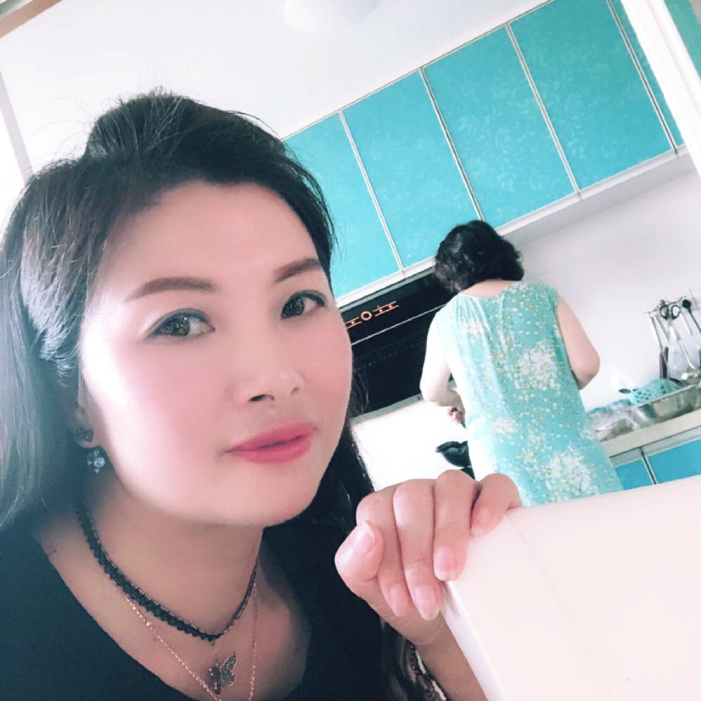 衬衫的隐形的照片