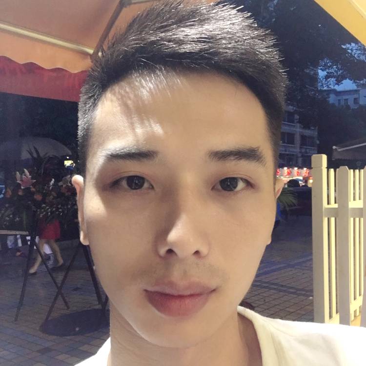 洋蟲美妆的照片