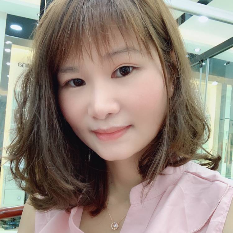 情殇泪了雪白的照片