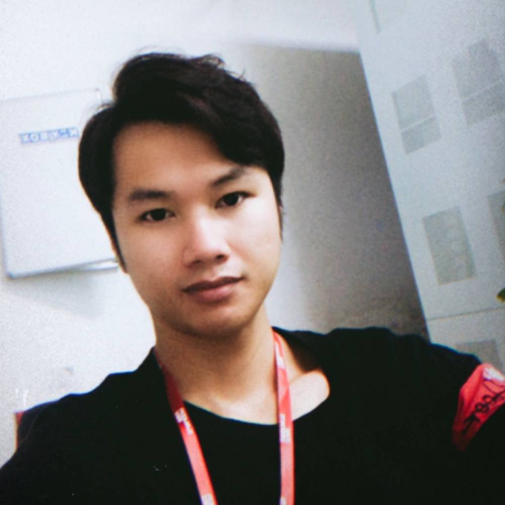 浮波打忐忑的照片