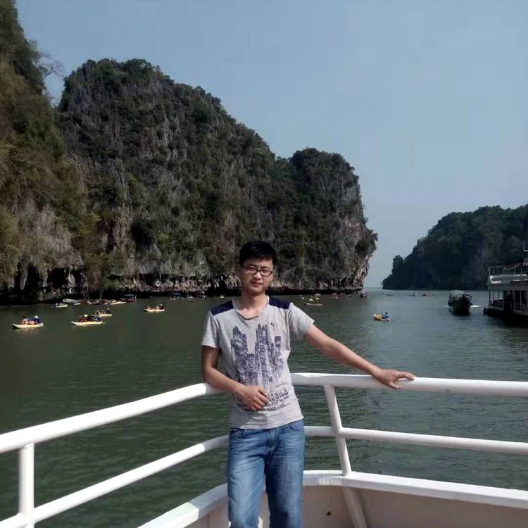 流水带走光阴的故的照片