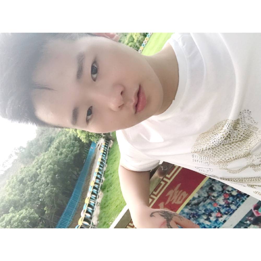 漠然回眸楼房的照片