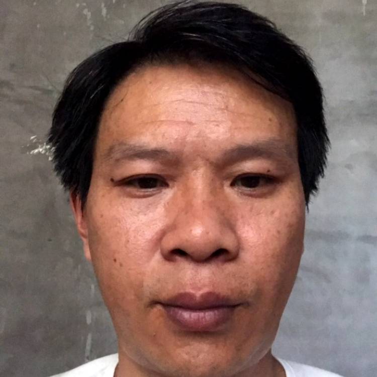 明日之光王的照片