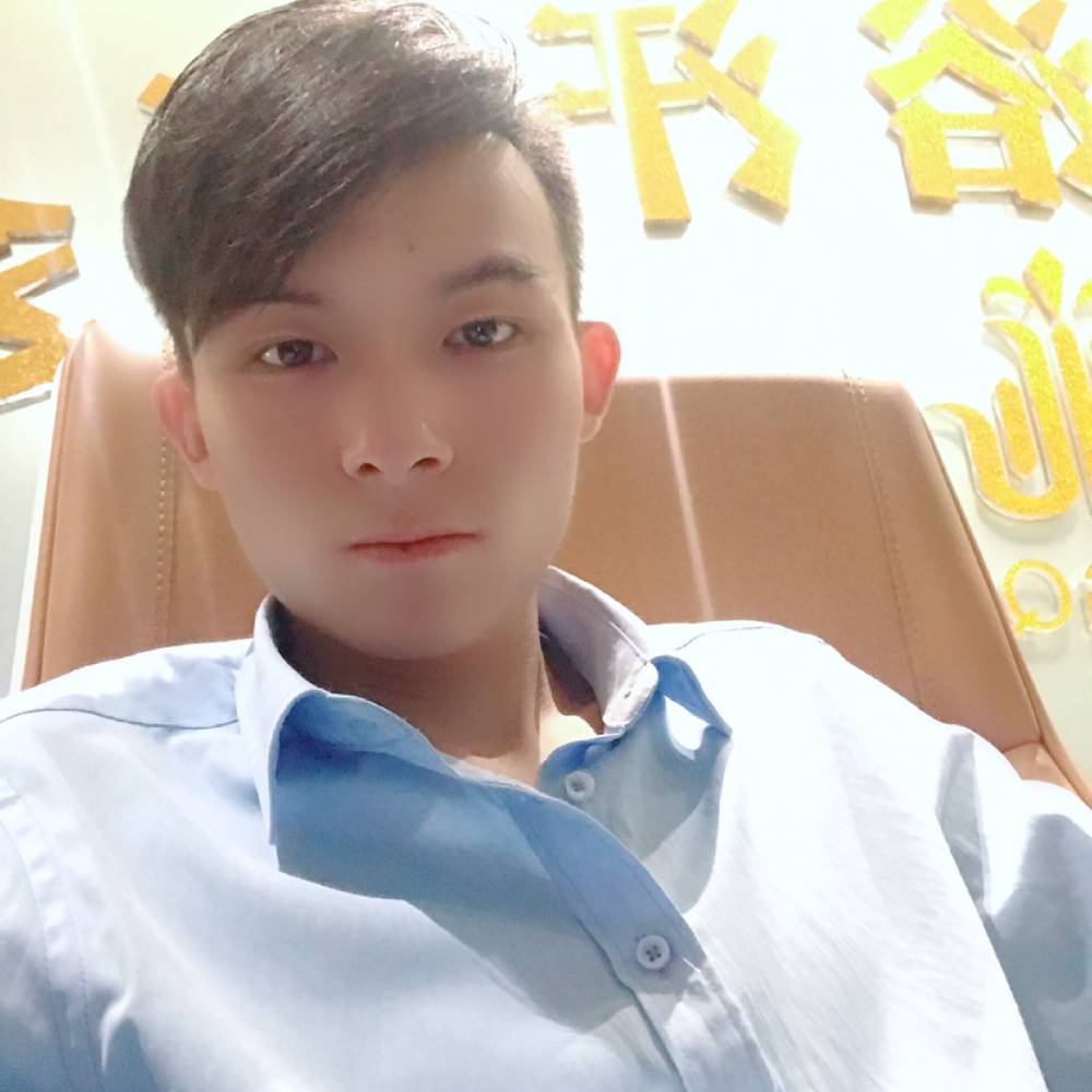 下一个路口等。的照片