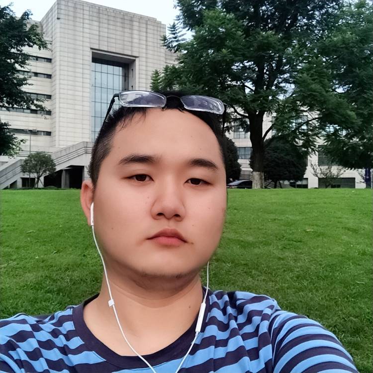 华年！的照片