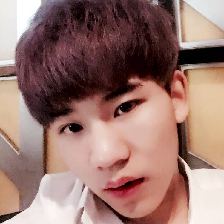 钢笔停止深情的照片