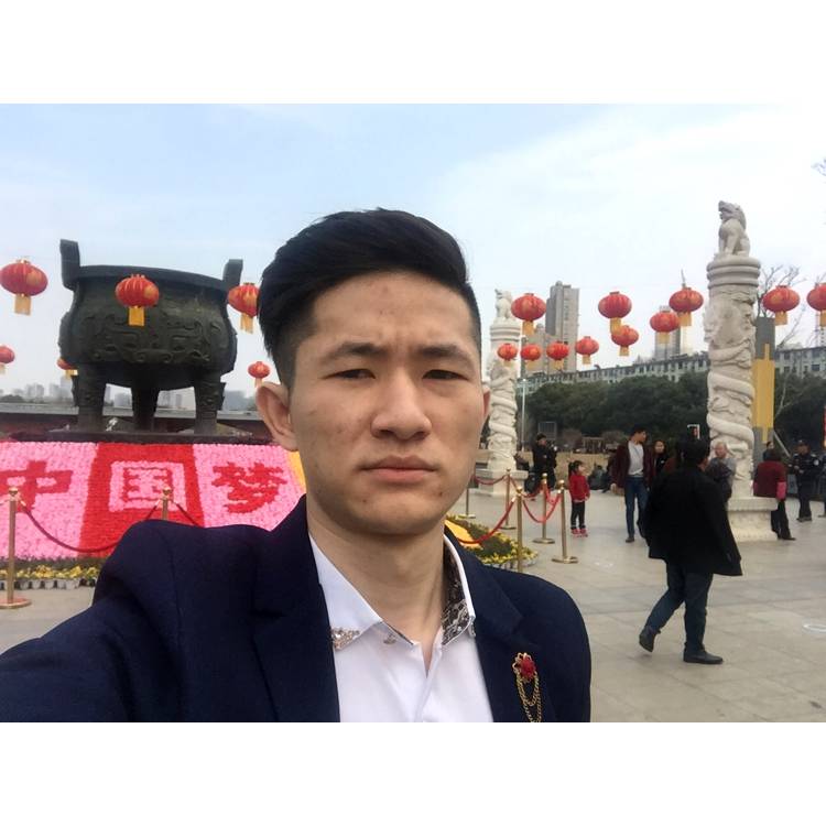 秋颜酷的照片