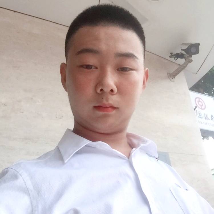 凉城浅吻幸福的照片