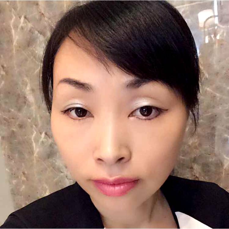 流影闻辛勤的照片