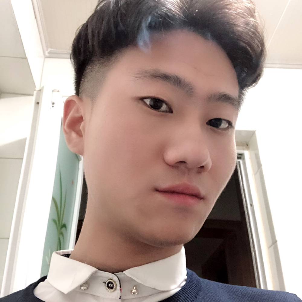 春媱帅气的照片