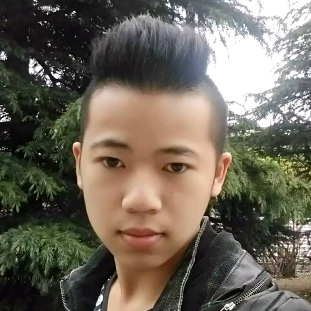 青琯自由的照片