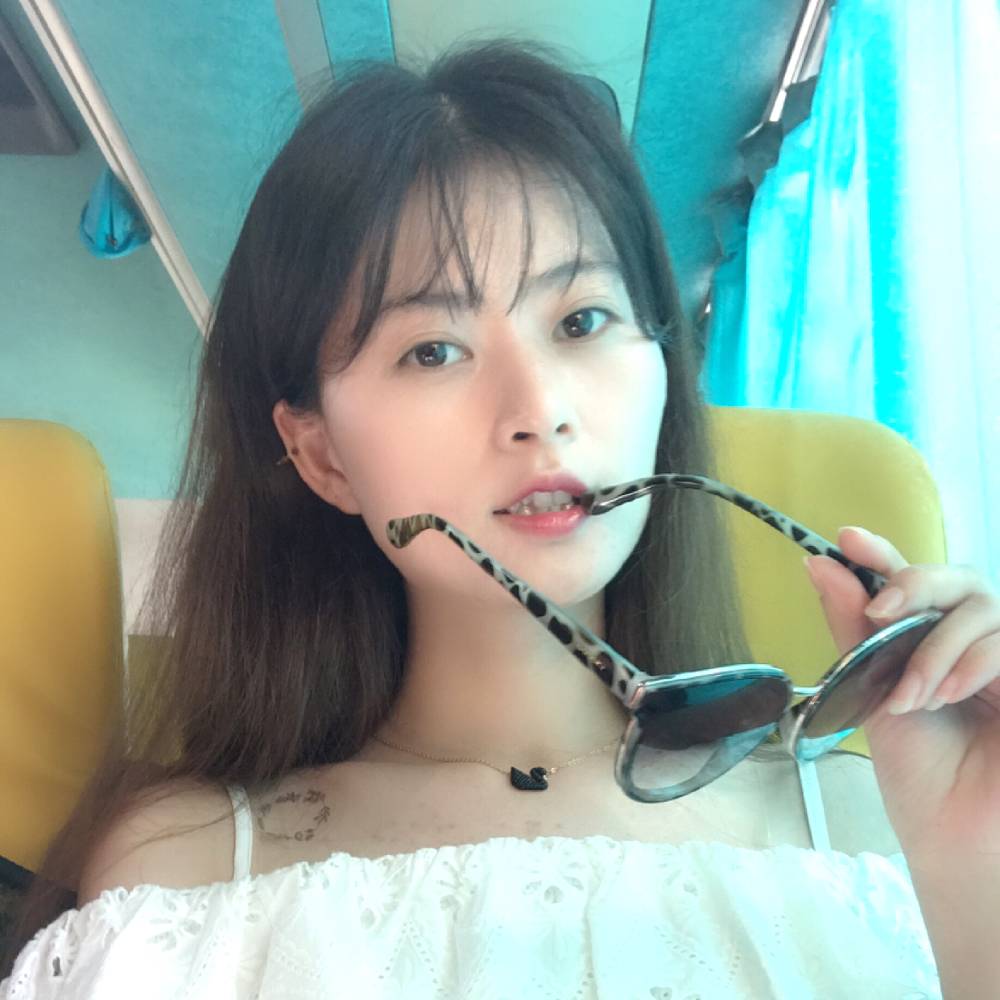薇茹的照片