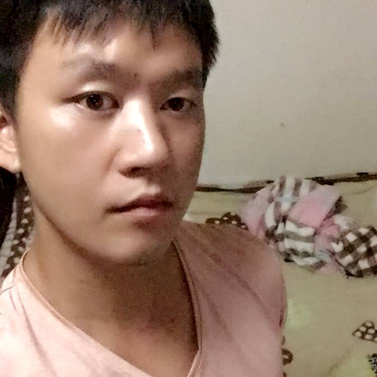 詹亮的照片