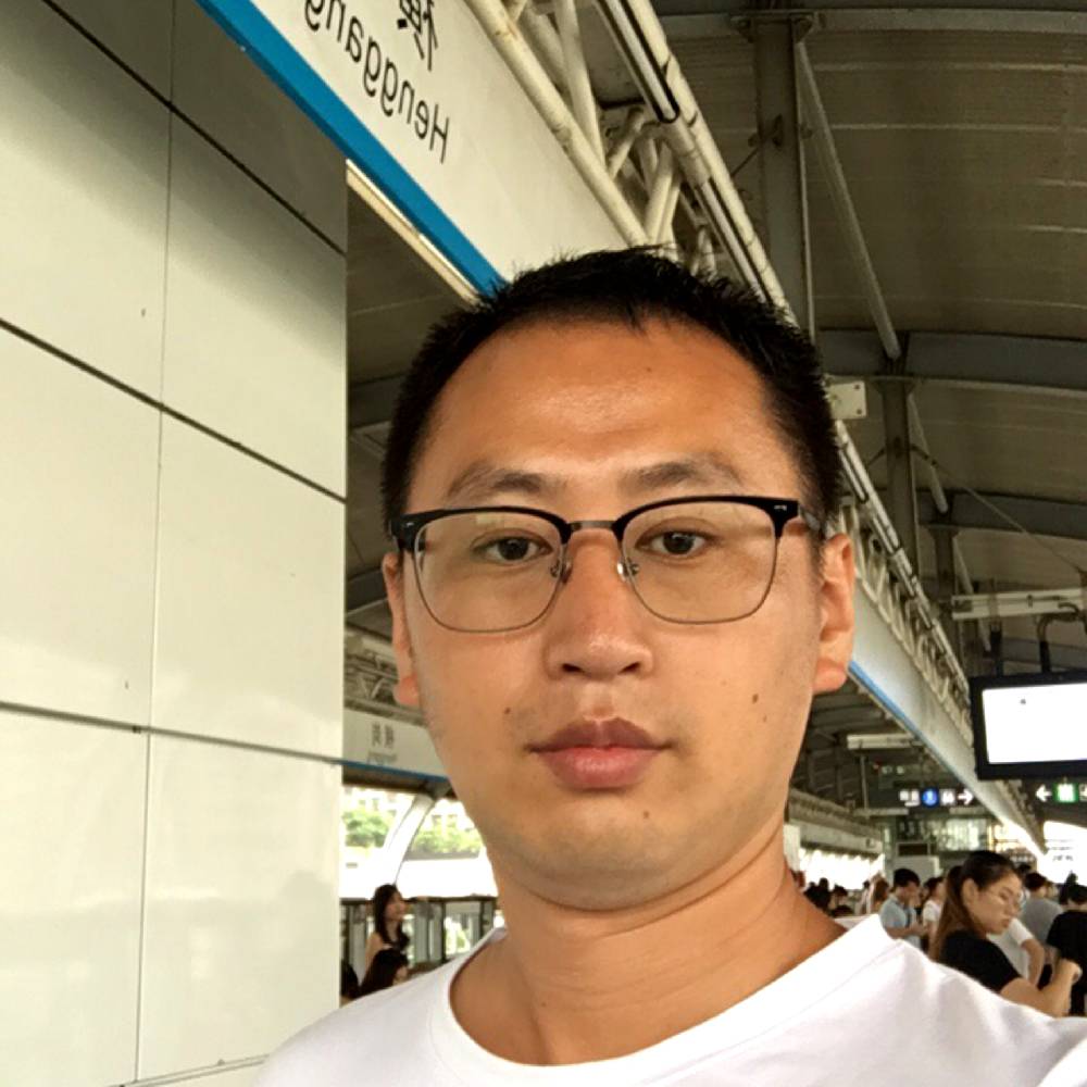 IT攒钱男的照片