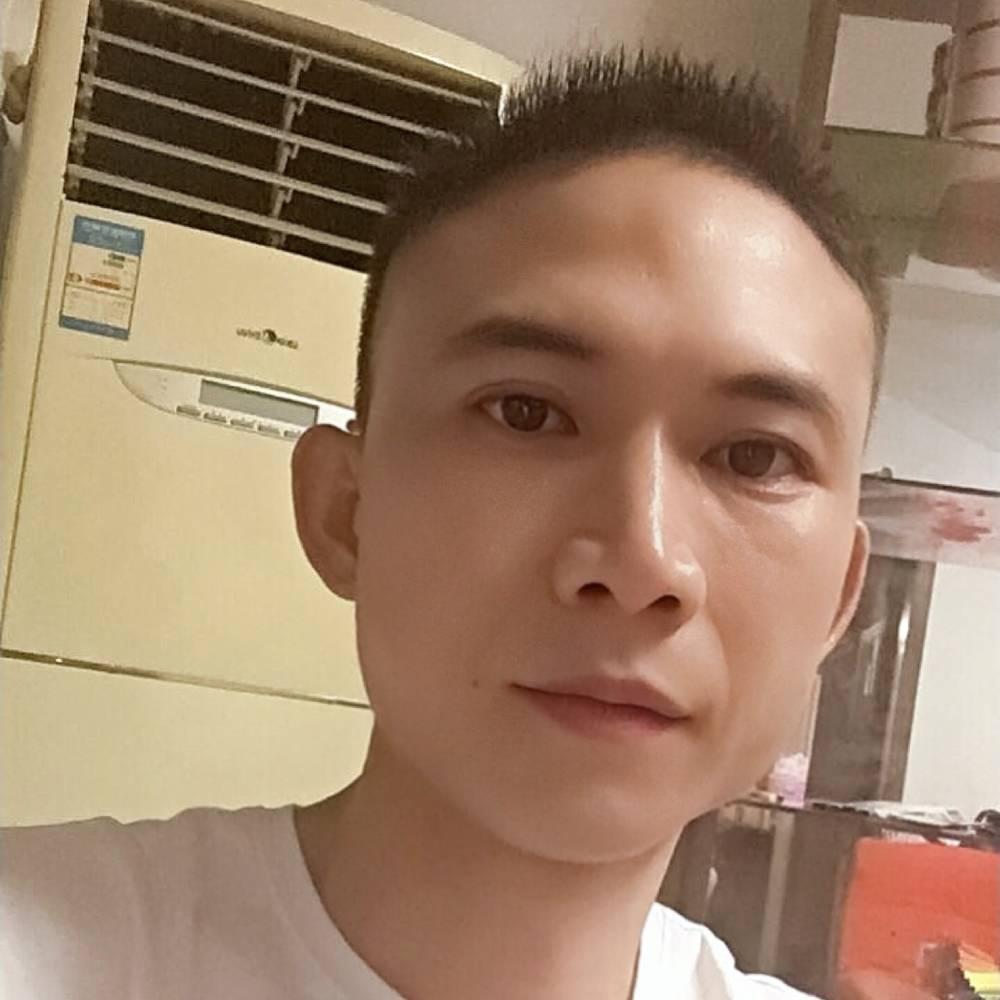 YI覑蕪qǐйɡ的照片