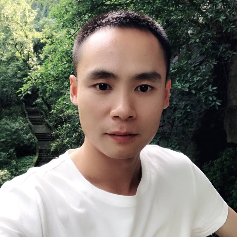 龙猫就机灵的照片