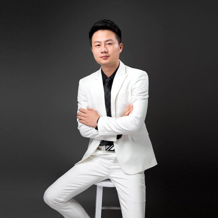 韶华曾经的照片