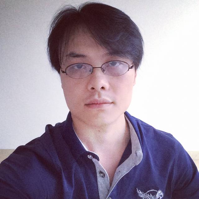 年轻的水壶的照片