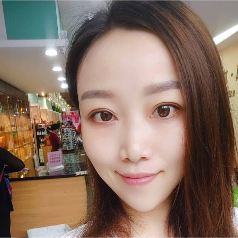 娟的照片