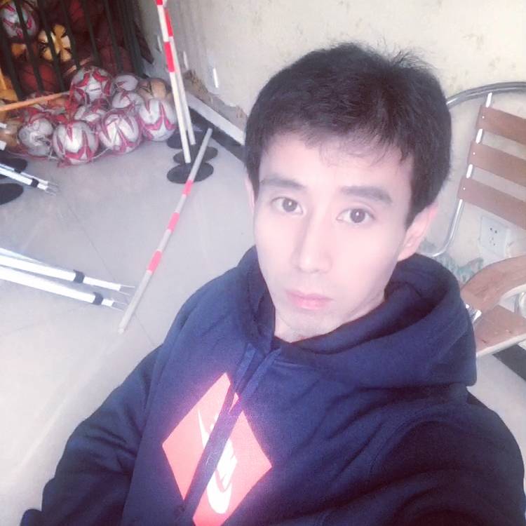 绚烂爱恋小松鼠的照片