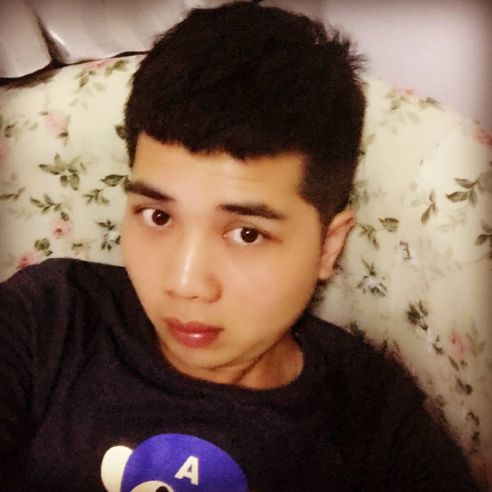 冷风回眸发嗲的照片