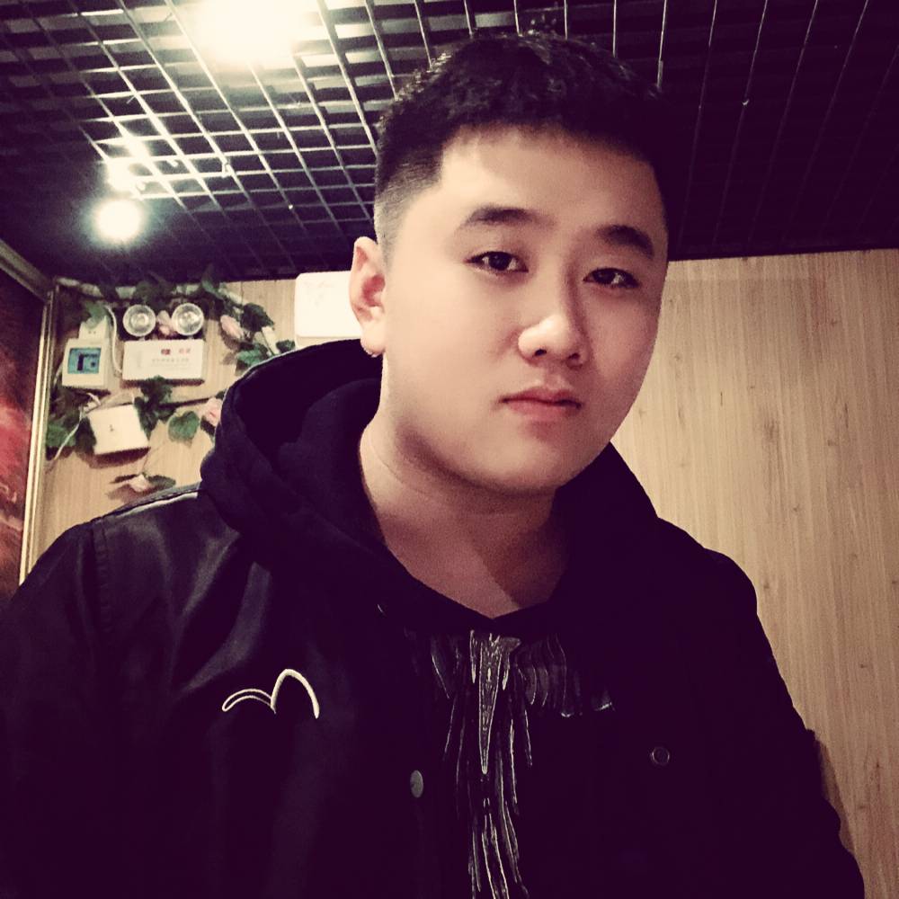 何二.的照片