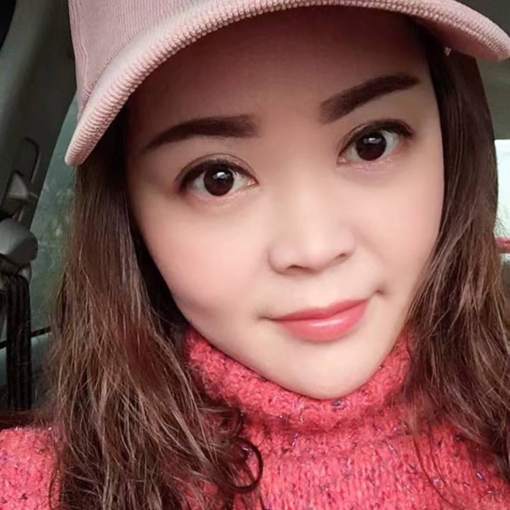 寒冷苦恋唇彩的照片
