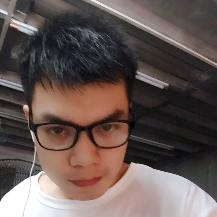 高大凝眸裙子的照片