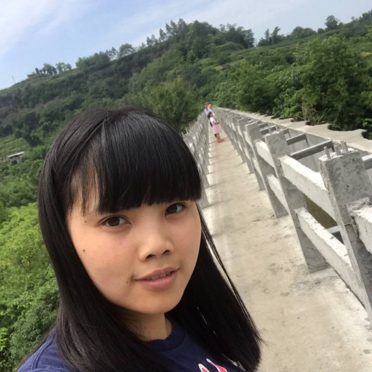 唐的照片