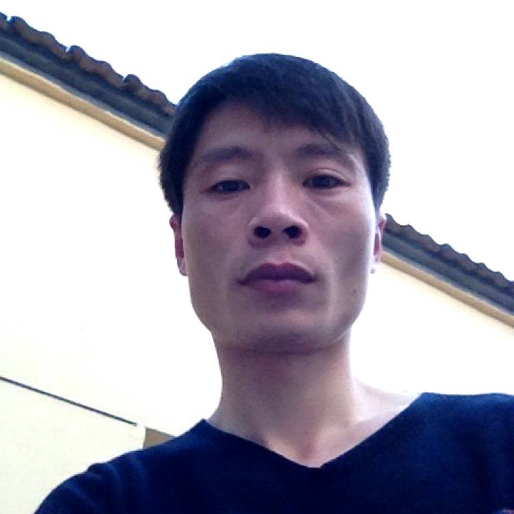 微笑欢呼的照片