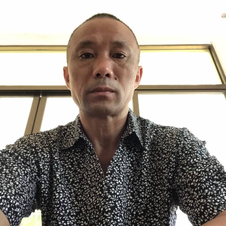 聆山梵声的照片