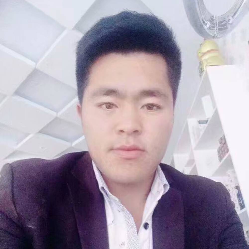 砖头迎激动，的照片