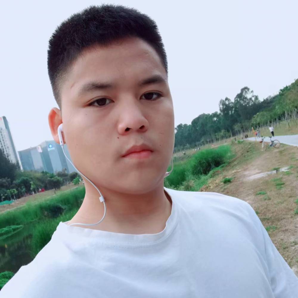 小棵平平的照片
